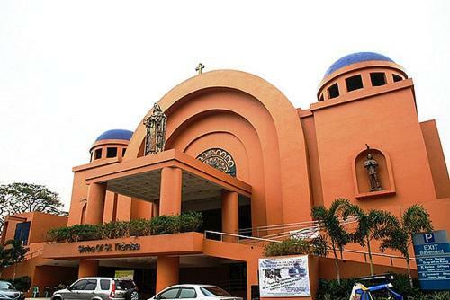 Eighty One Newport Boulevard Manila Bagian luar foto